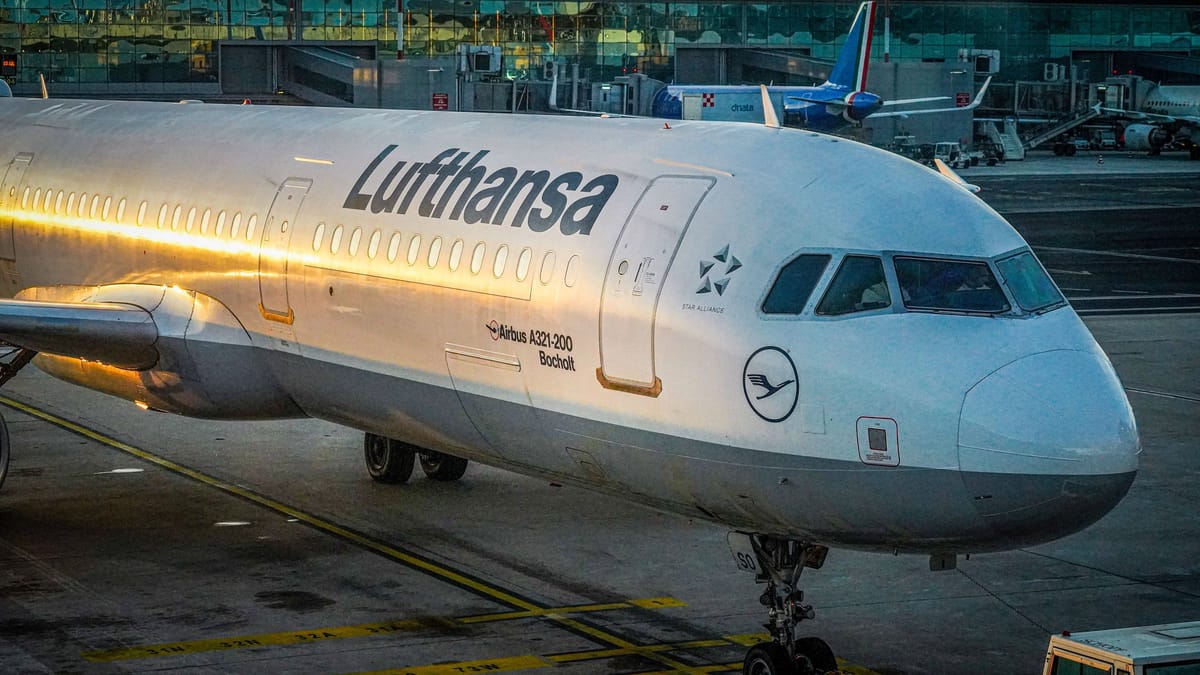 Lufthansa auf Sparkurs: Wird es bald noch teurer für Passagiere?